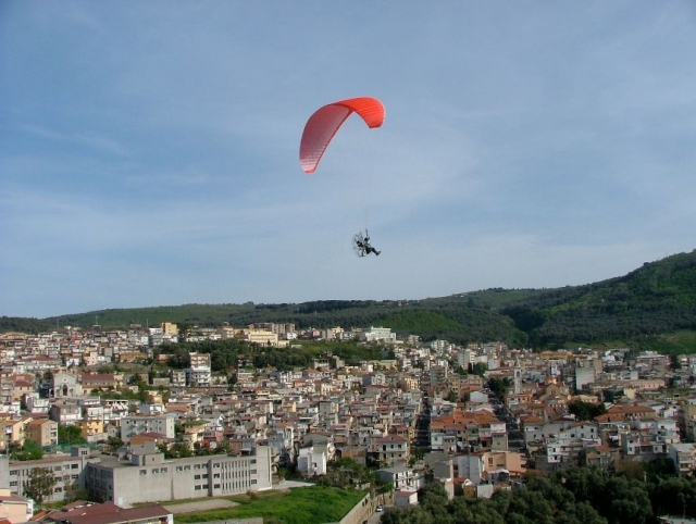 Sorvolando al citta